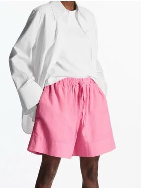 COS linen / cotton shorts EUC